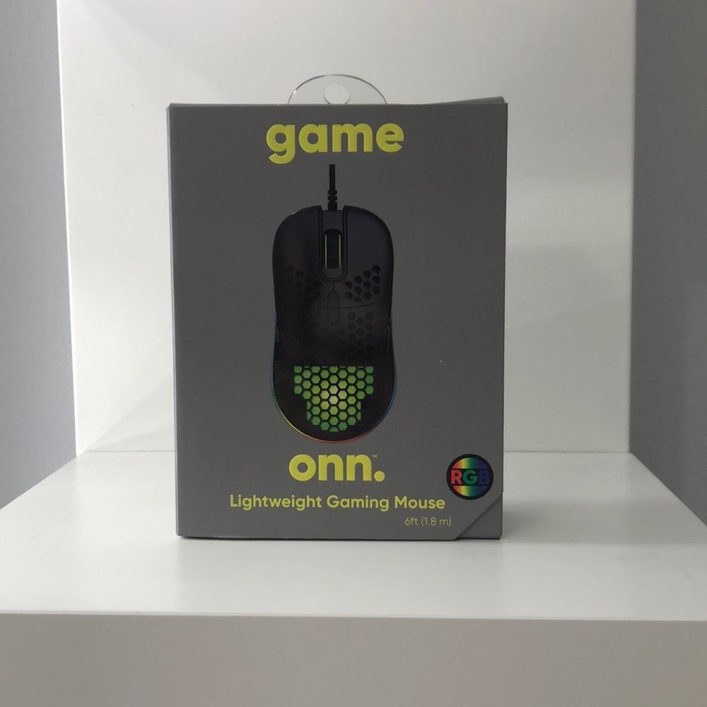 Lightweight gaming mouse
